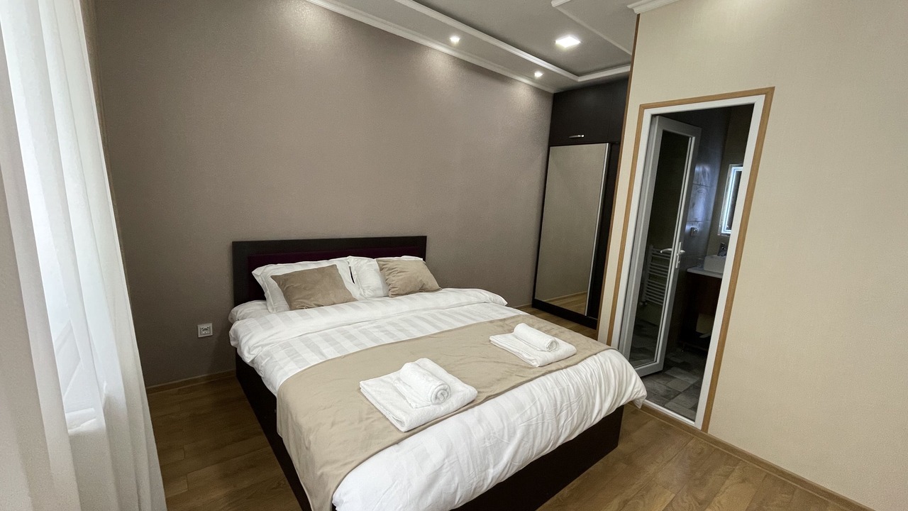 Photo of Bedroom in Likani