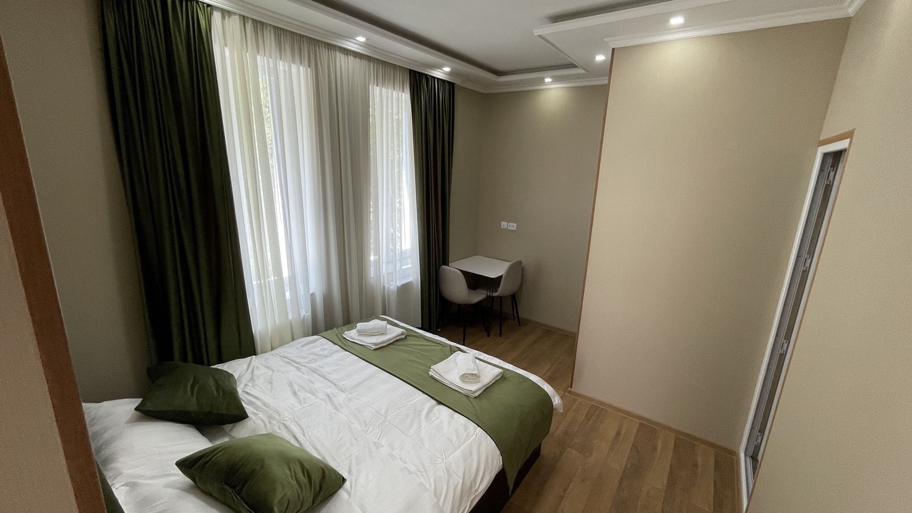Photo of Bedroom in Likani