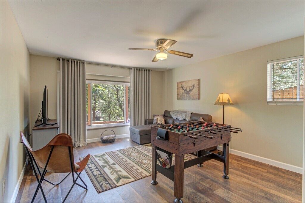 Photo of Bedroom in Pine