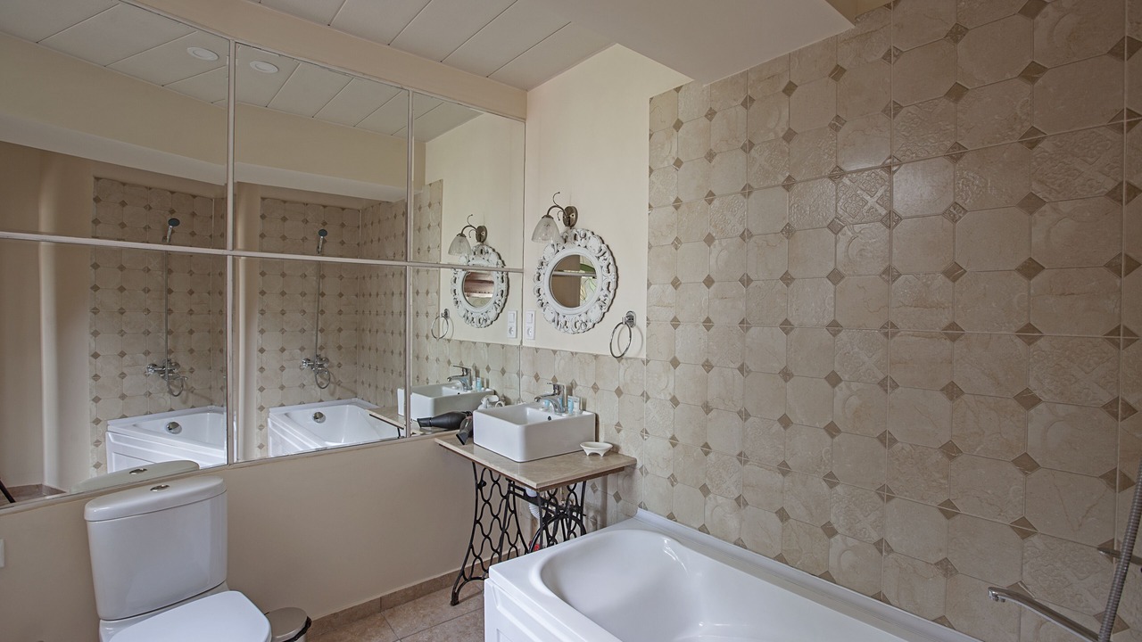 Photo of Bathroom in Old Tbilisi