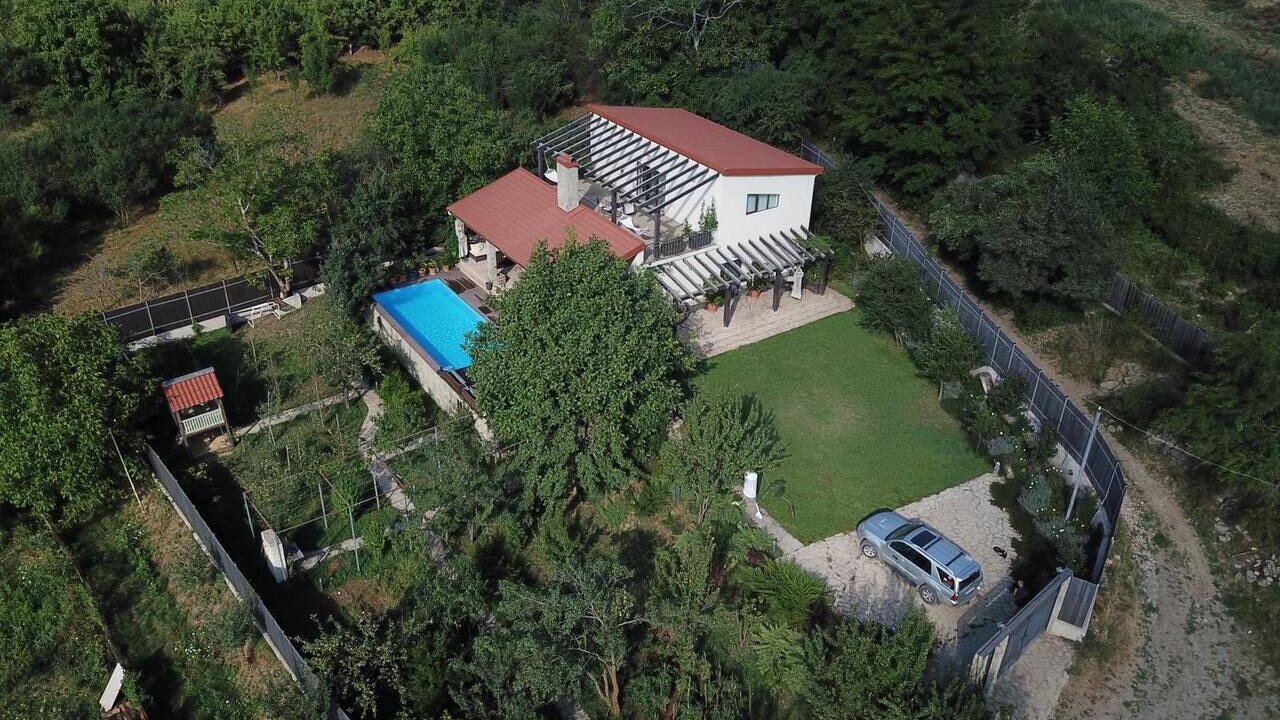 Photo of Outdoor in Kʼvemo Nichʼbisi
