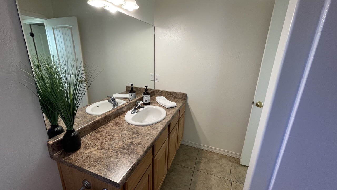 Photo of Bathroom in Page