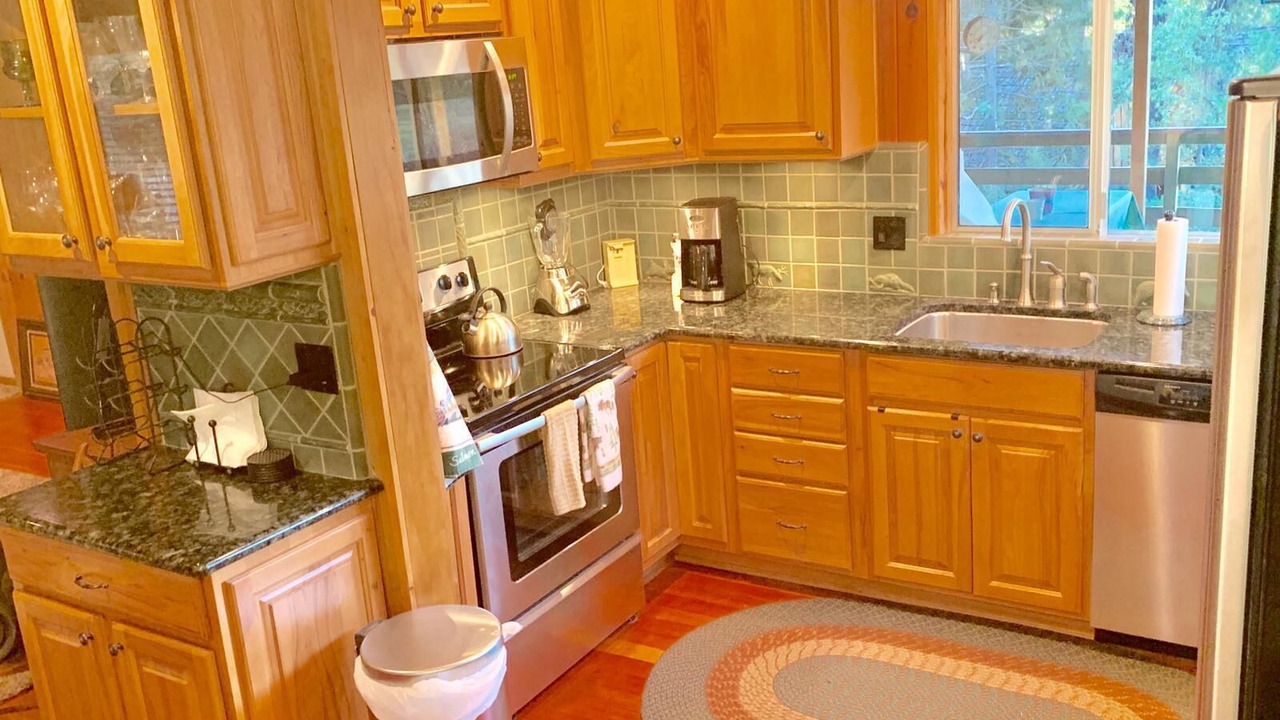 Photo of Kitchen in Oakhurst