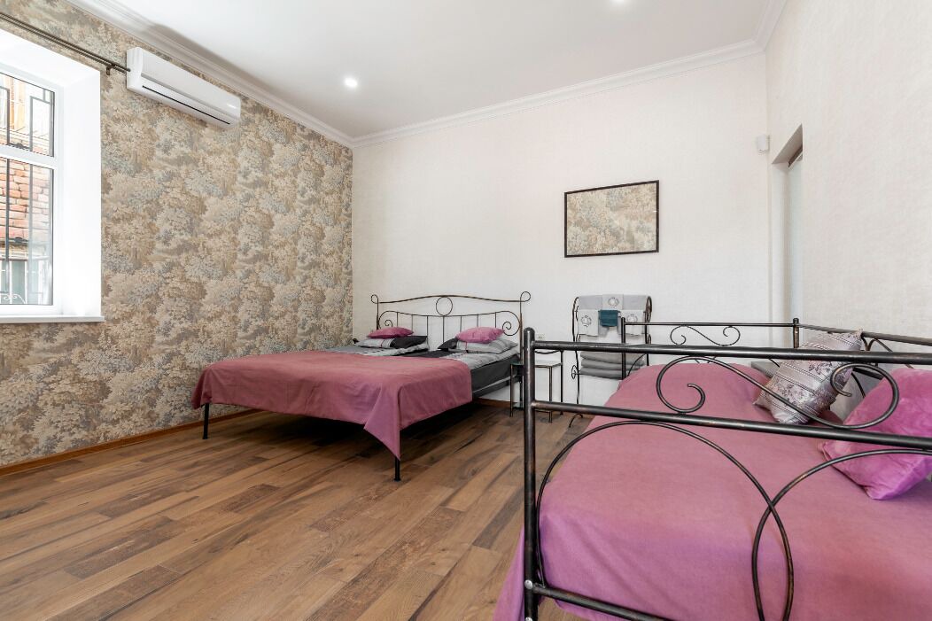 Photo of Bedroom in mtatsminda