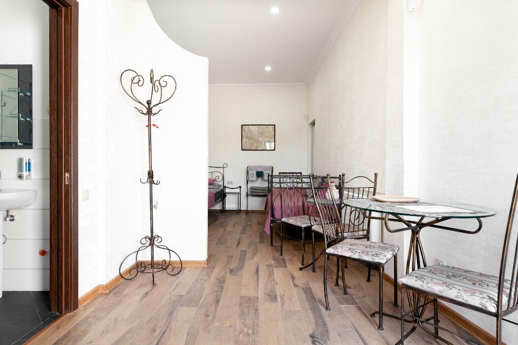 Photo of Bedroom in mtatsminda