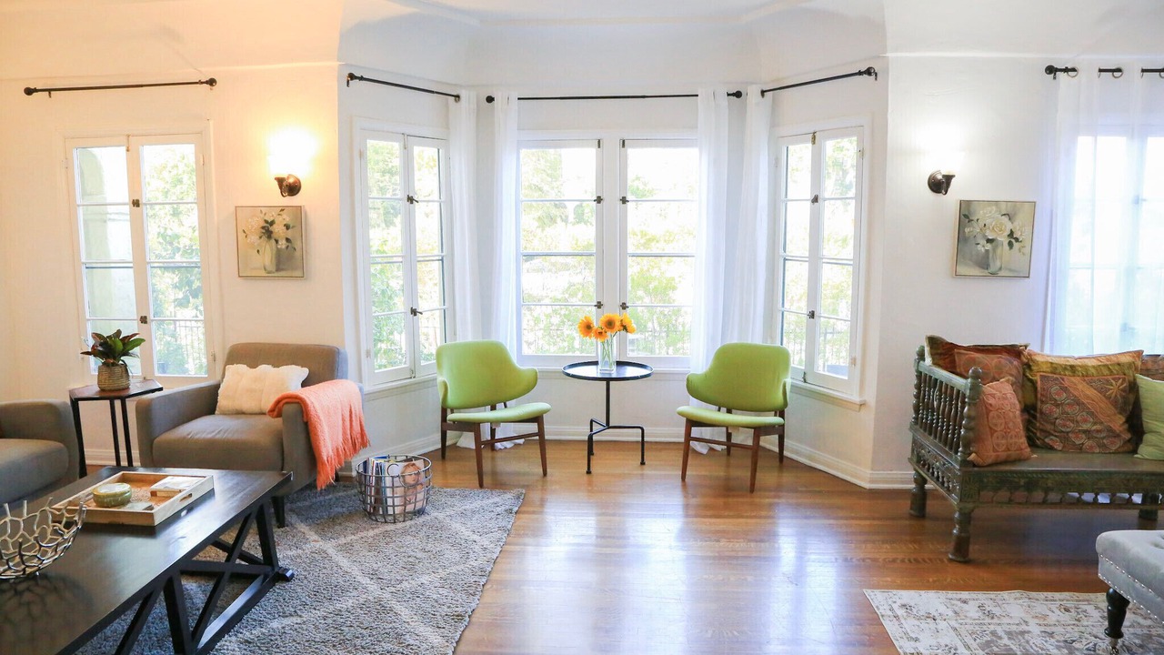 Photo of Livingroom in Beverly Grove