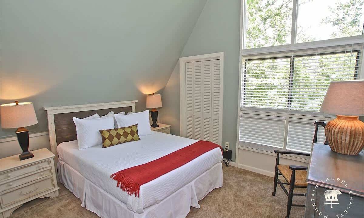 Photo of Bedroom in Chalet Village