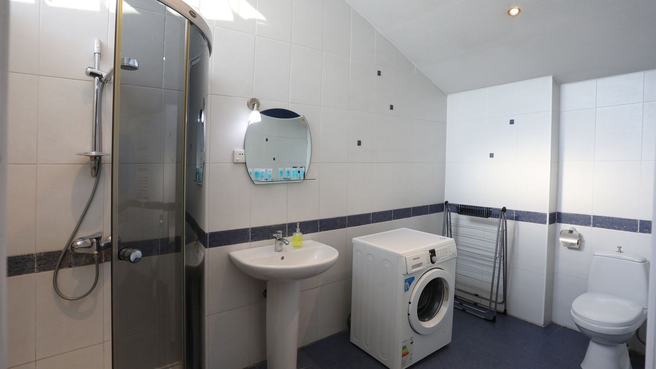 Photo of Bathroom in Chugureti