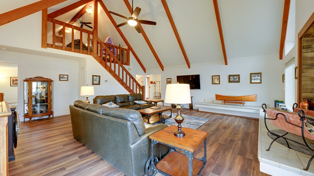Photo of Livingroom in Coarsegold