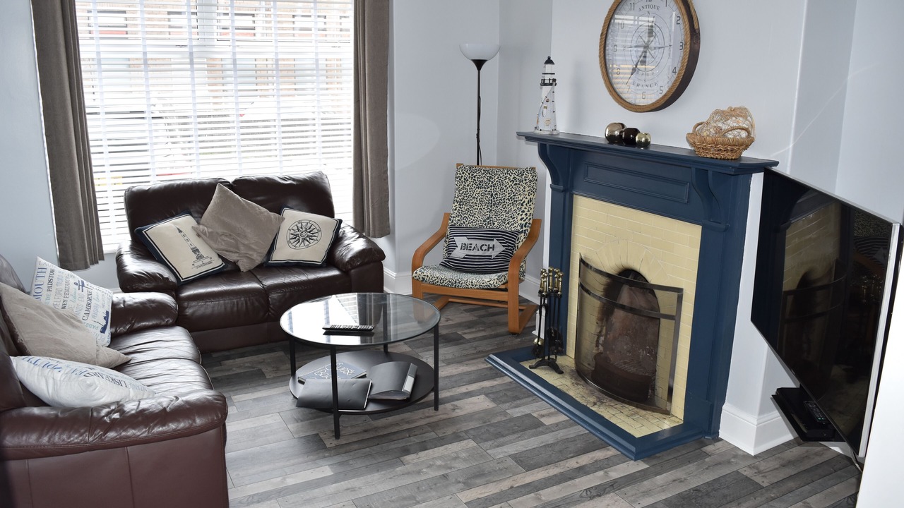 Photo of Livingroom in Newquay City Centre