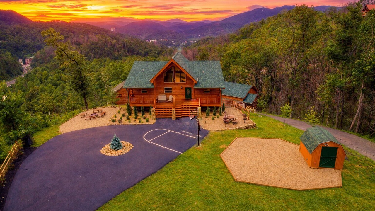 Photo of Others in Gatlinburg