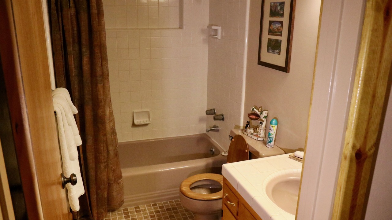 Photo of Bathroom in Oakhurst