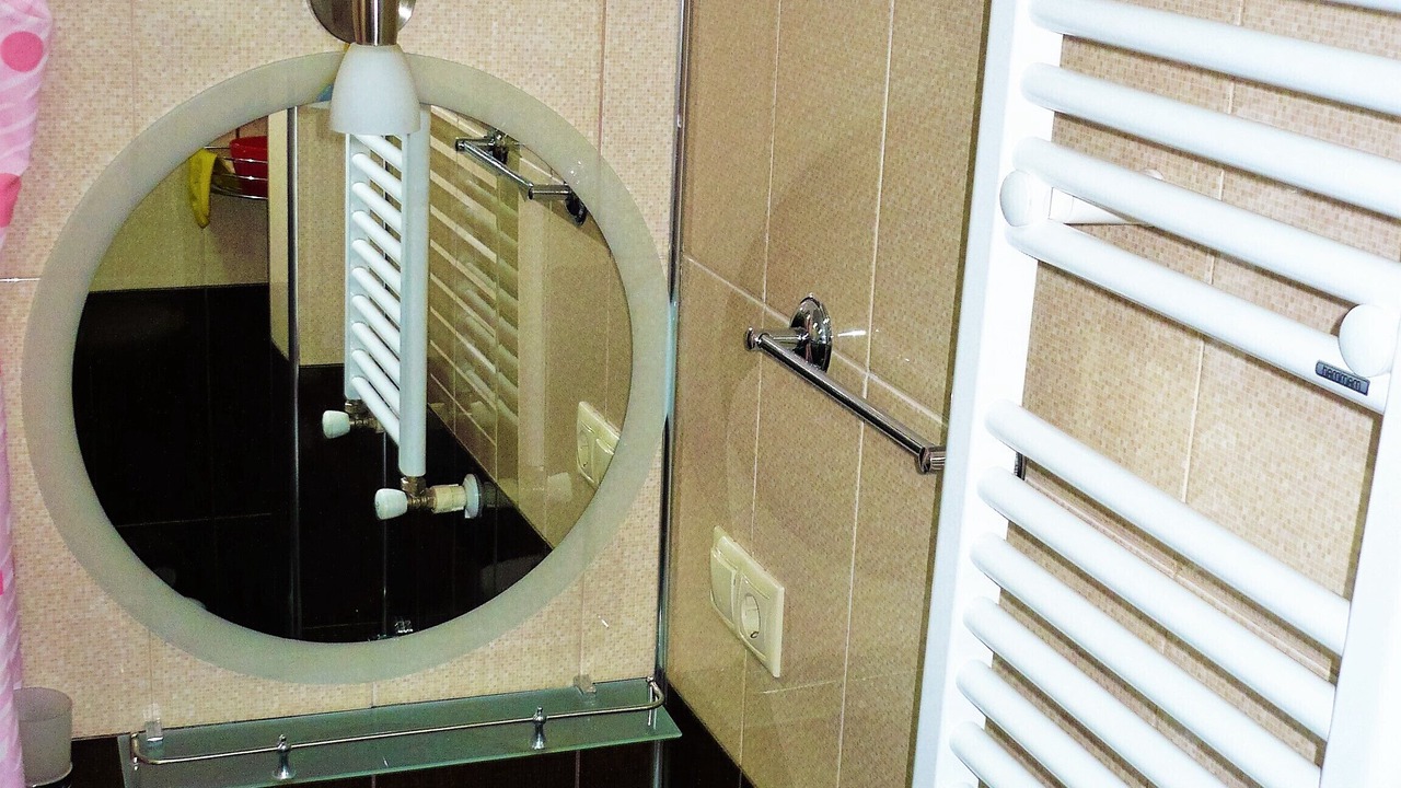 Photo of Bathroom in Old Boulevard