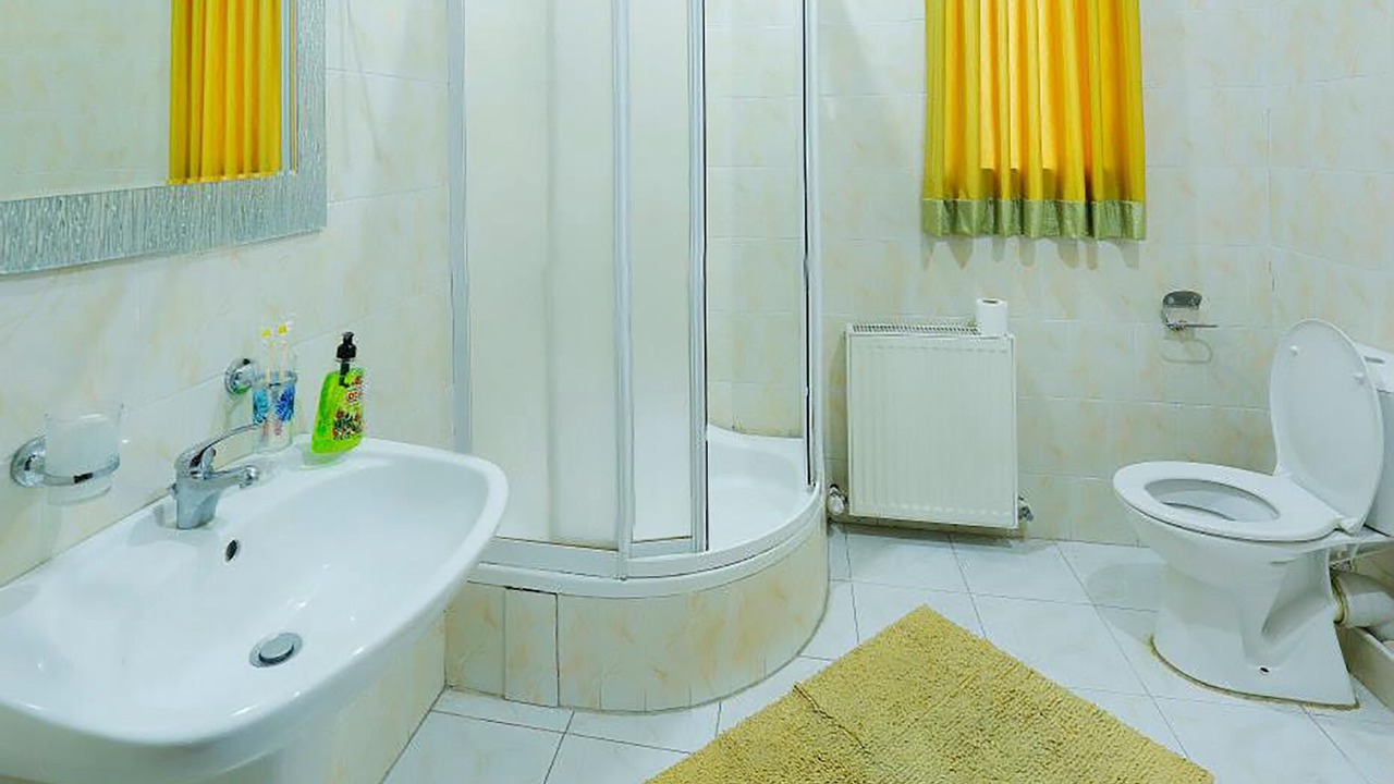 Photo of Bathroom in Chugureti