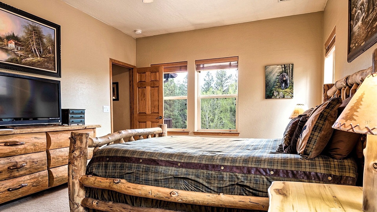 Photo of Bedroom in Show Low