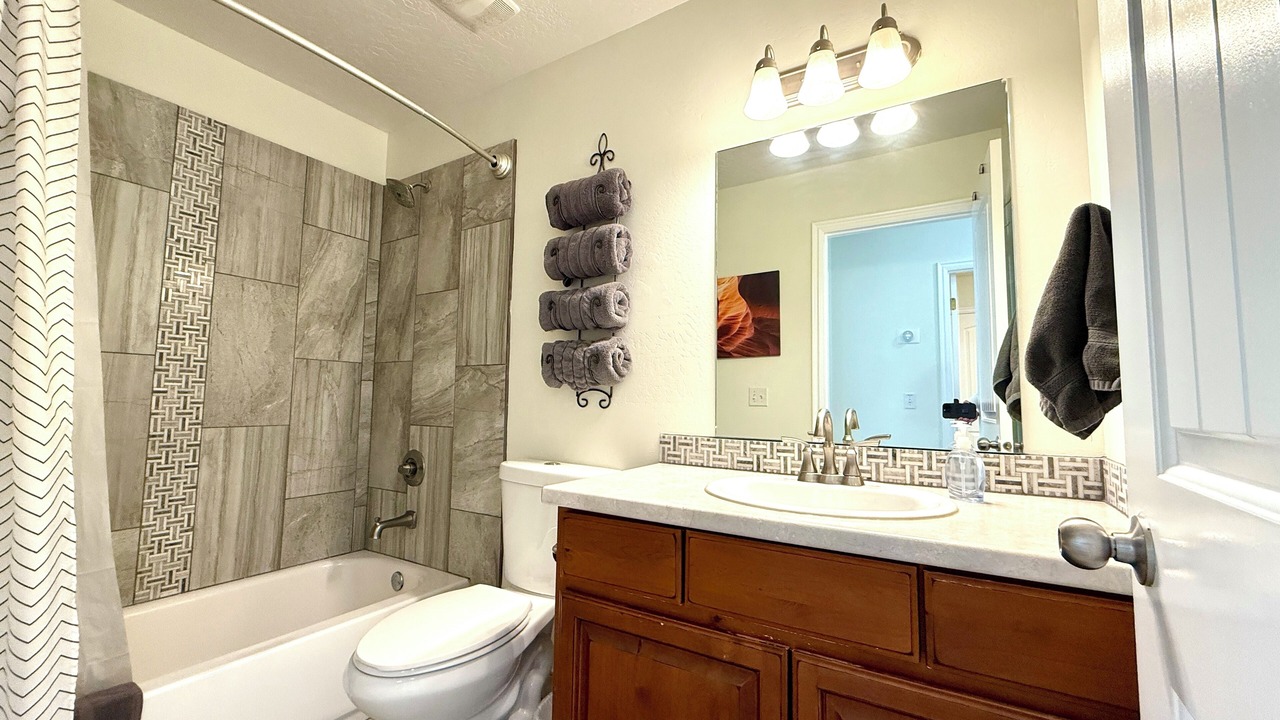Photo of Bathroom in Page