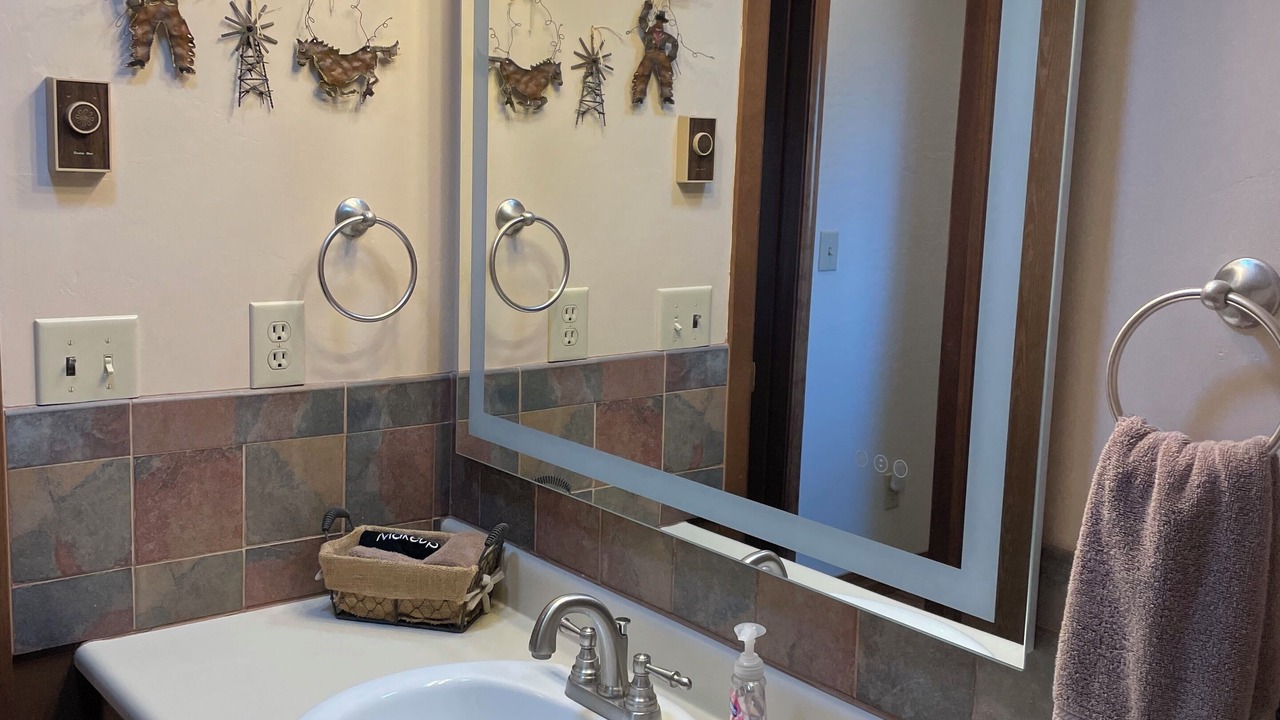 Photo of Bathroom in Page