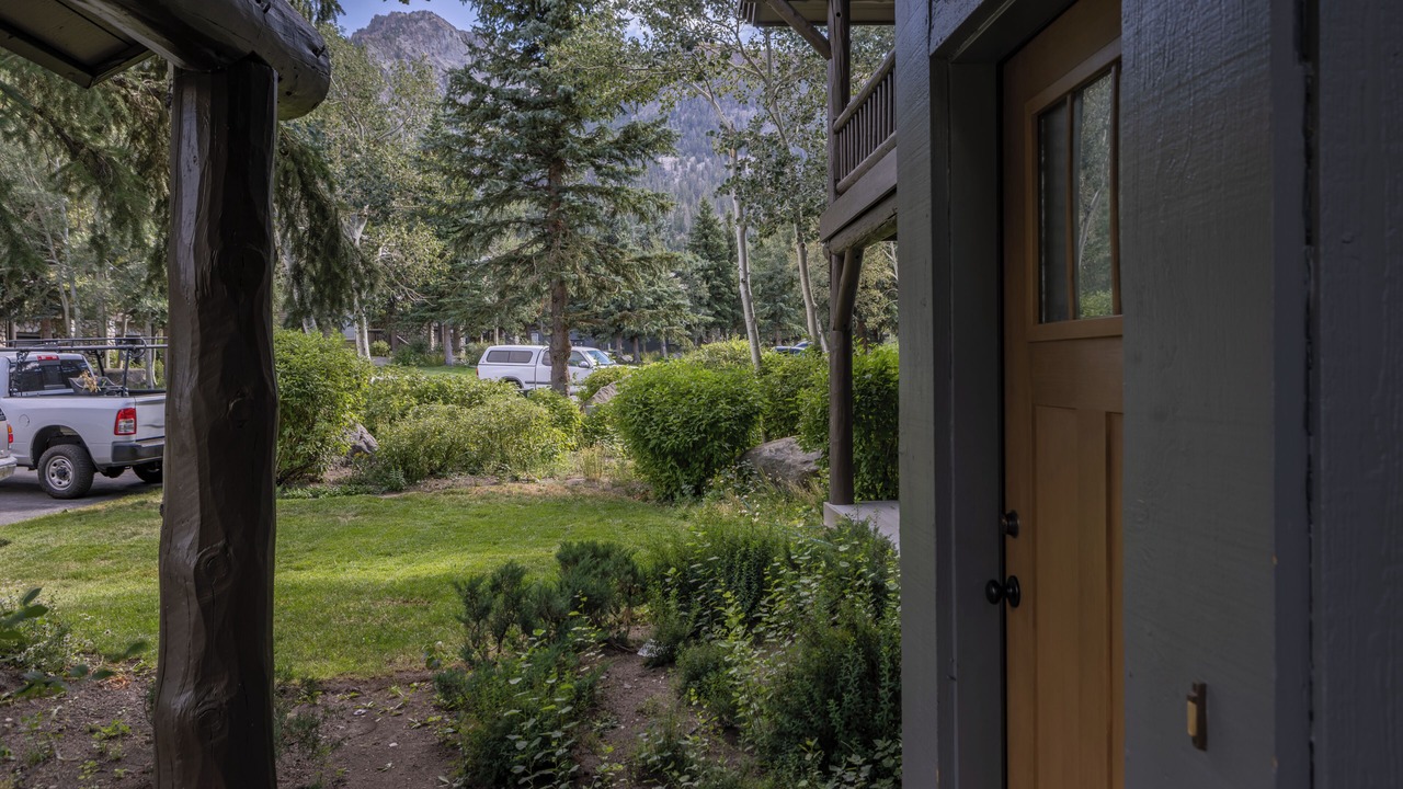 Photo of Outdoor in Mammoth Lakes