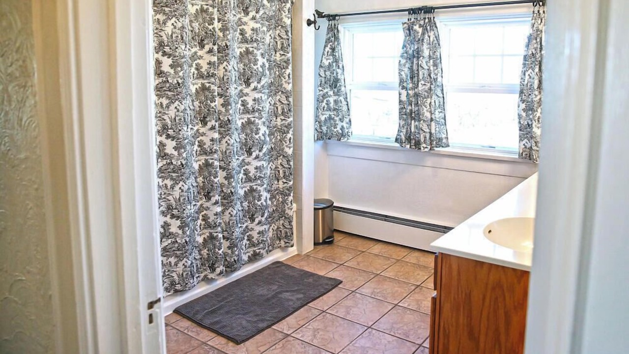 Photo of Bathroom in Arvada