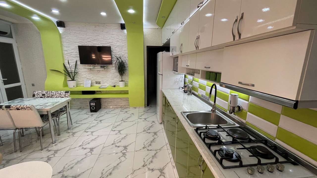 Photo of Kitchen in New Boulevard