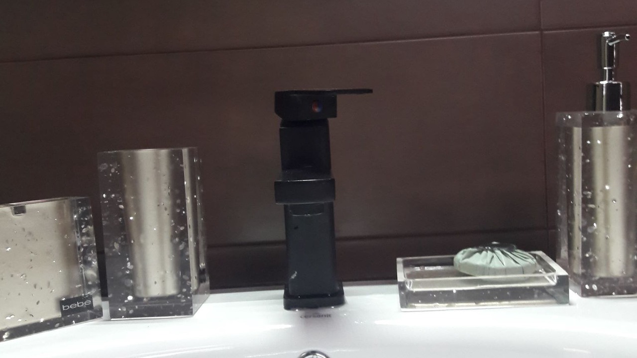 Photo of Bathroom in Old Boulevard