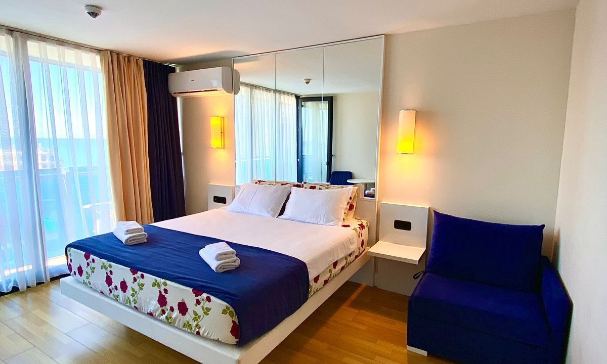 Photo of Bedroom in New Boulevard
