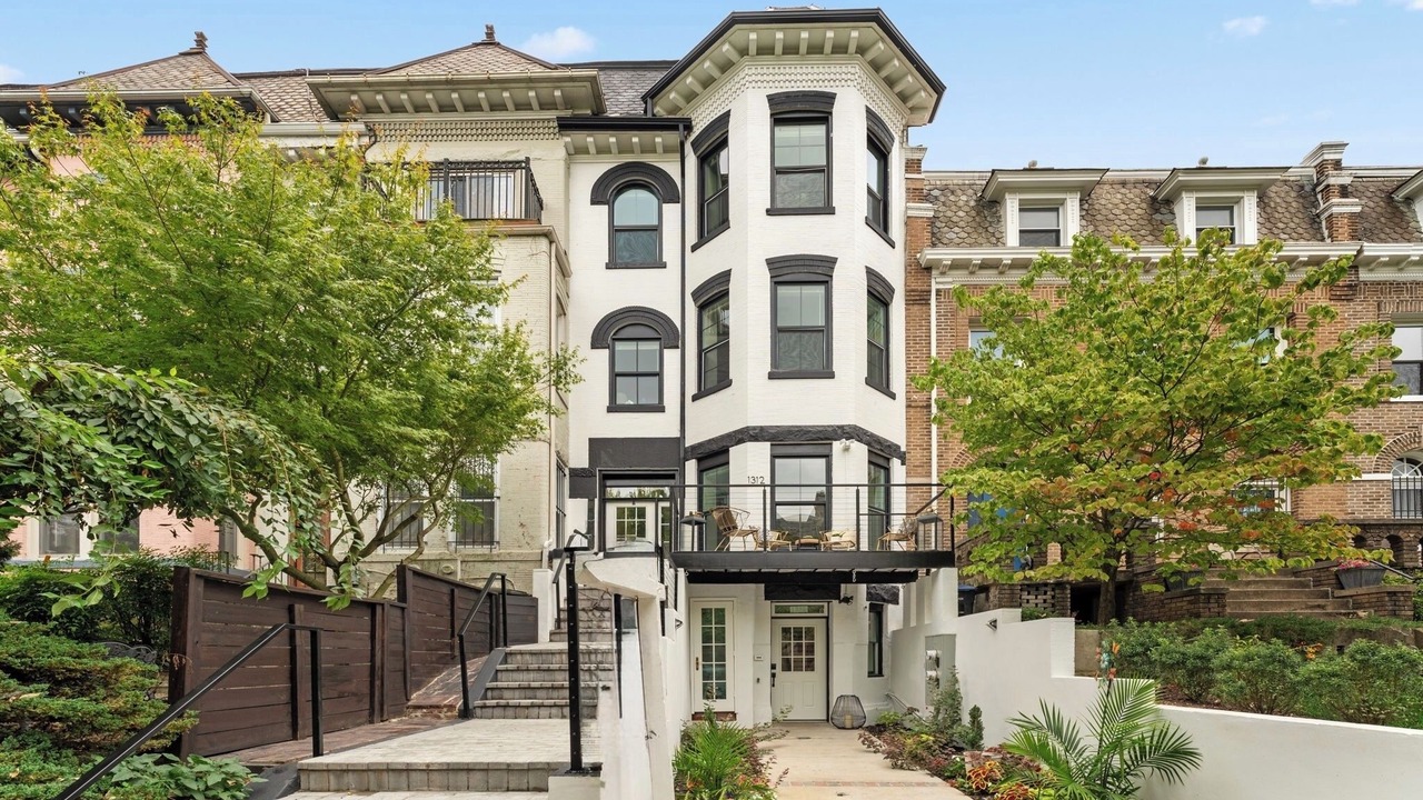 Photo of Outdoor in Columbia Heights