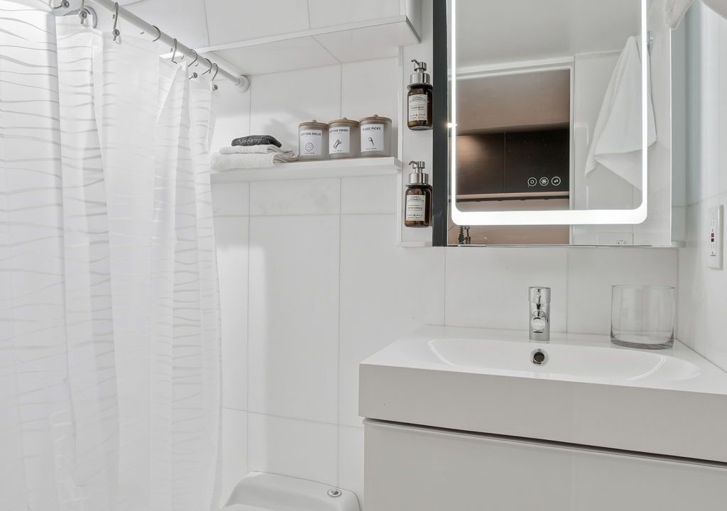 Photo of Bathroom in Shaw