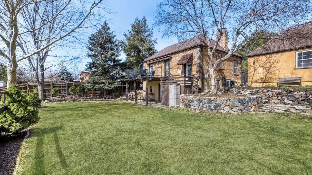 Photo of Outdoor in Ken Caryl