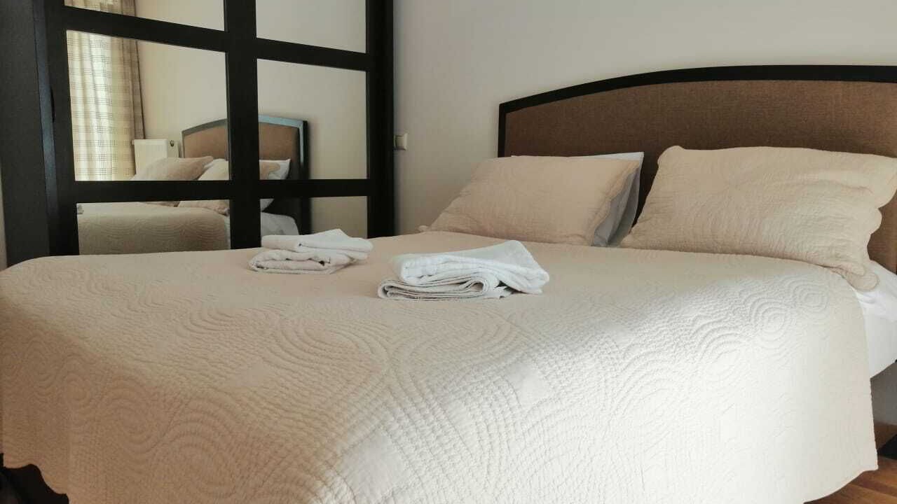 Photo of Bedroom in mtatsminda