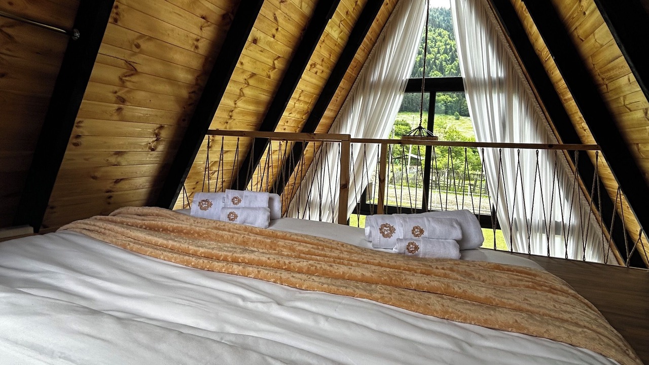 Photo of Bedroom in Likani
