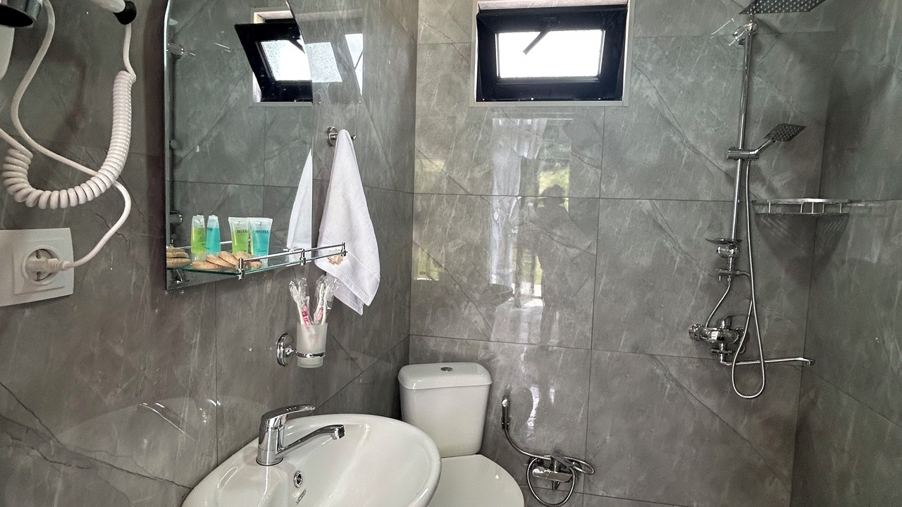 Photo of Bathroom in Likani