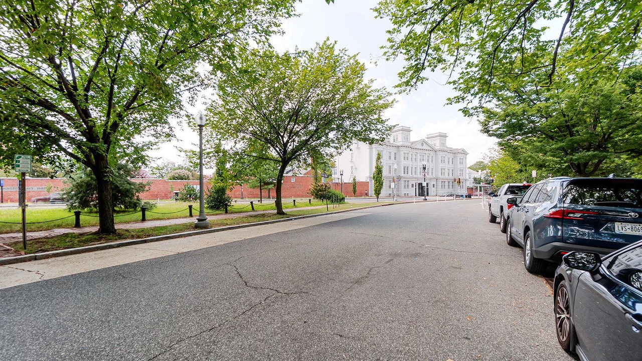 Photo of Others in Navy Yard