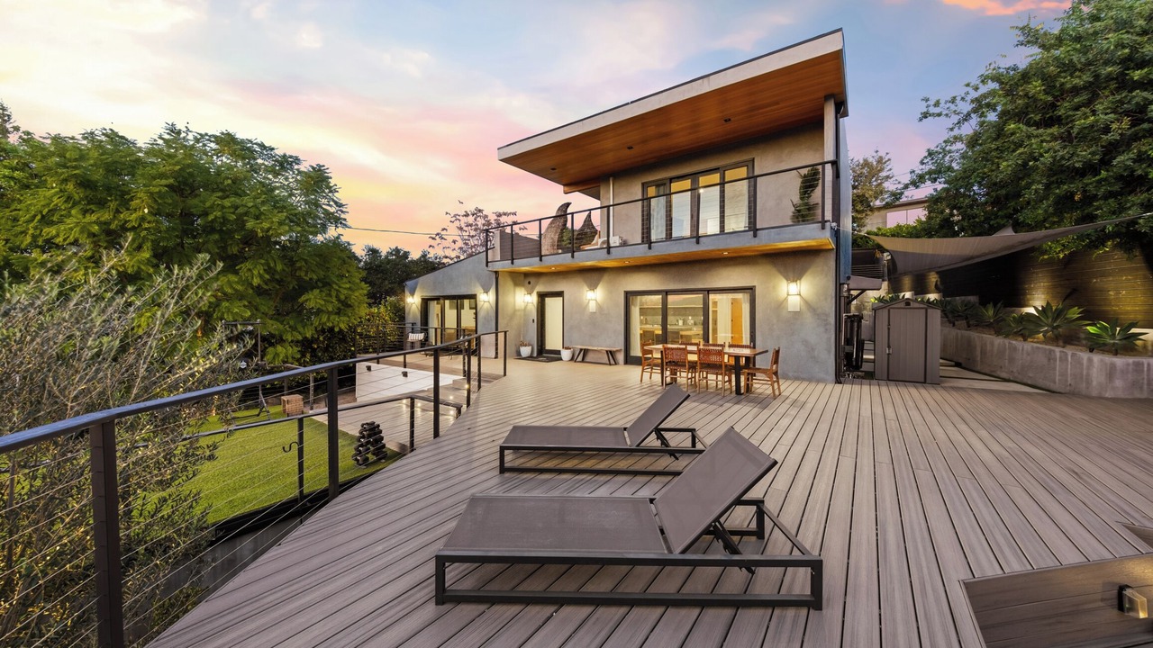 Photo of Outdoor in Studio City