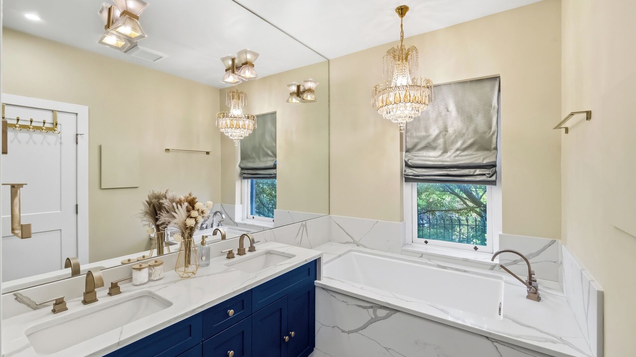 Photo of Bathroom in Dupont Circle