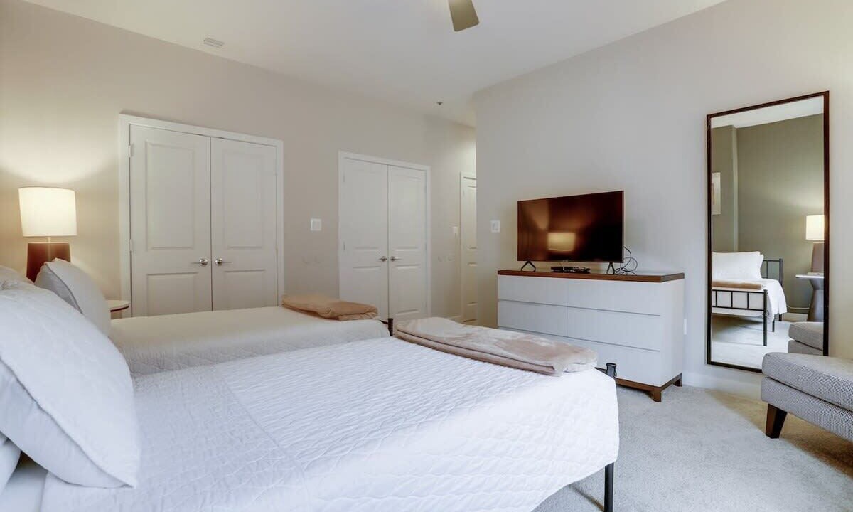 Photo of Bedroom in Court House