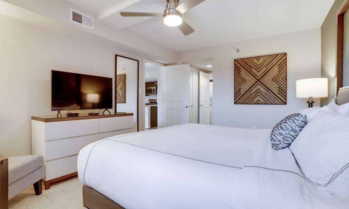 Photo of Bedroom in Court House