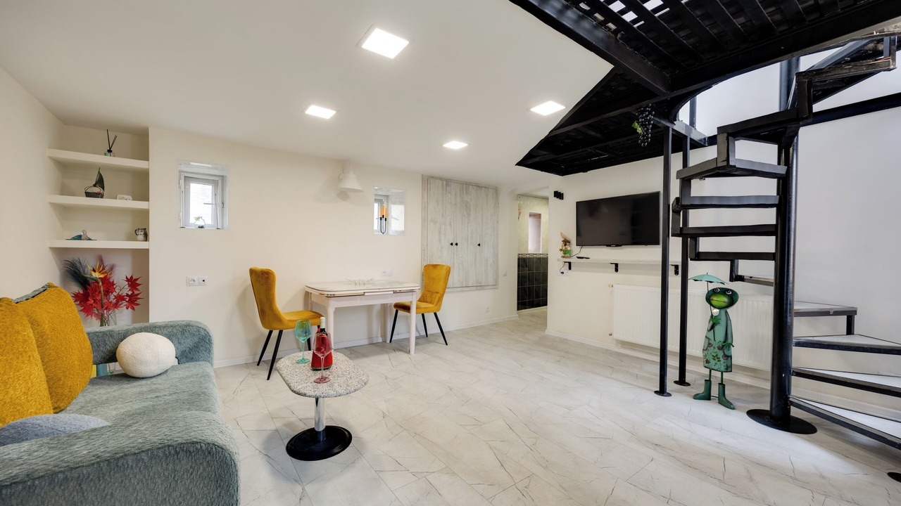 Photo of Livingroom in Mtatsminda
