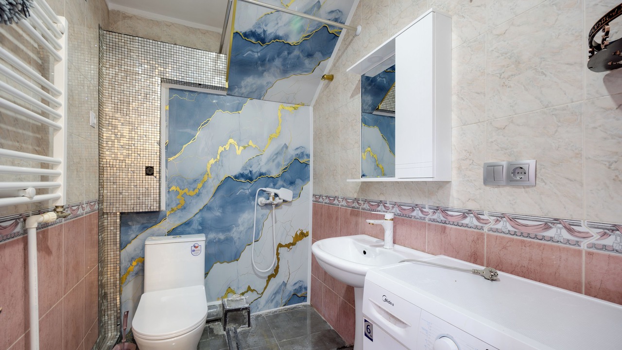 Photo of Bathroom in Mtatsminda