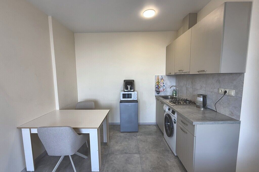 Photo of Kitchen in New Boulevard