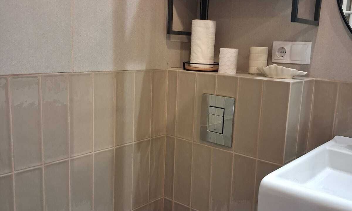 Photo of Bathroom in Old Boulevard