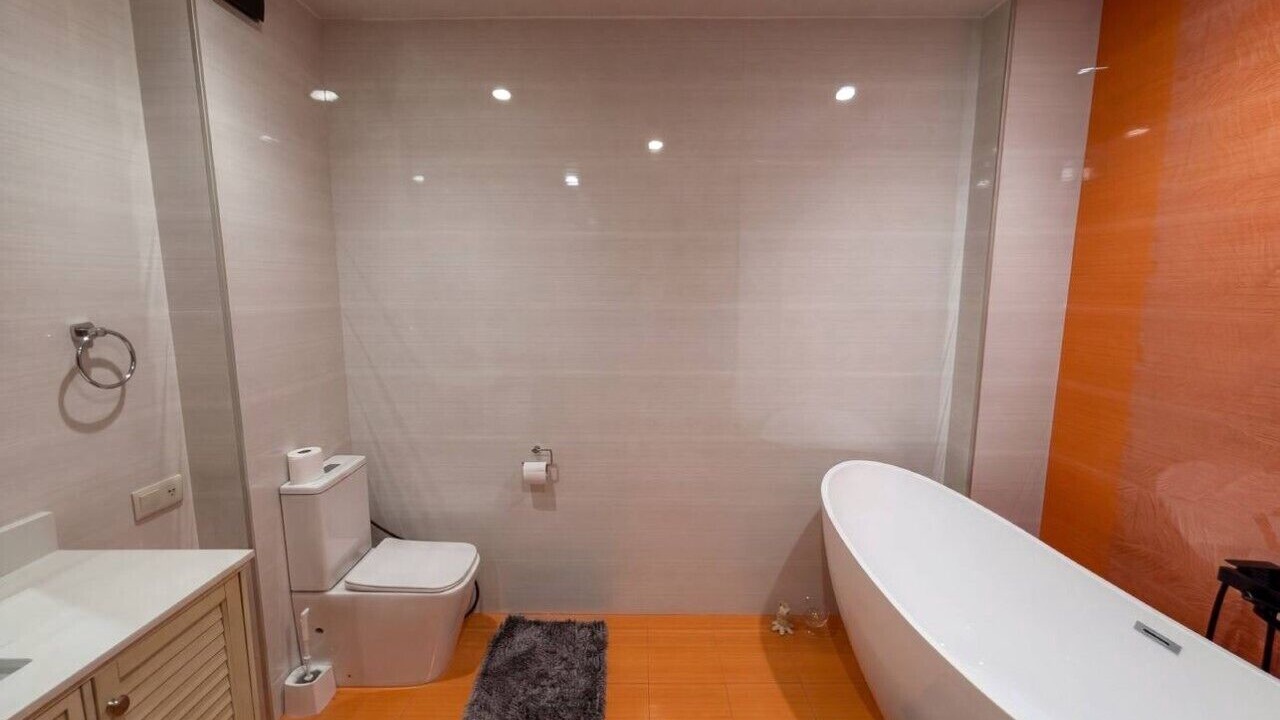 Photo of Bathroom in Vera