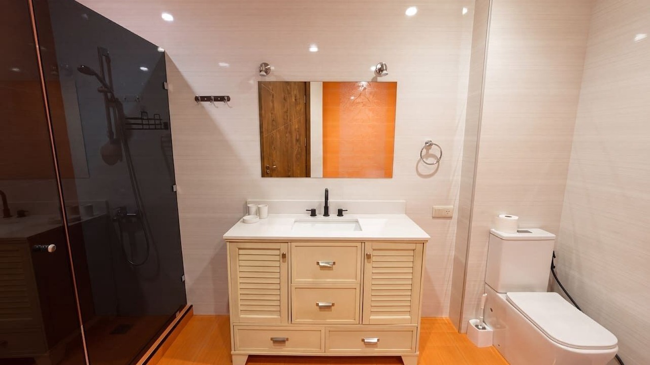 Photo of Bathroom in Vera