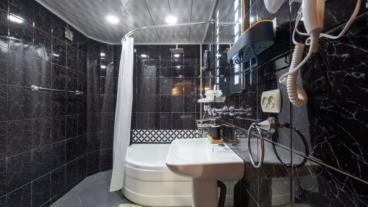 Photo of Bathroom in Avlabari