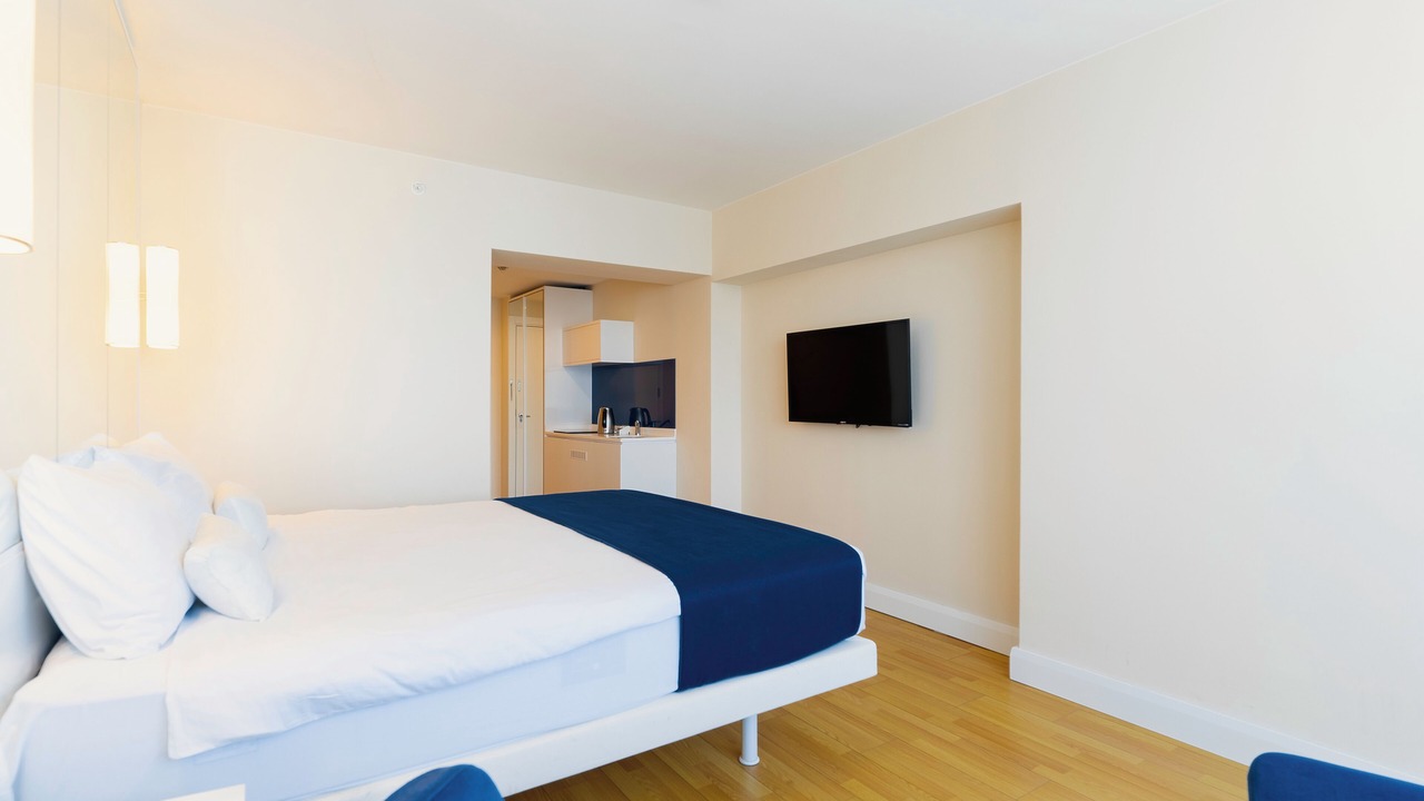 Photo of Bedroom in New Boulevard