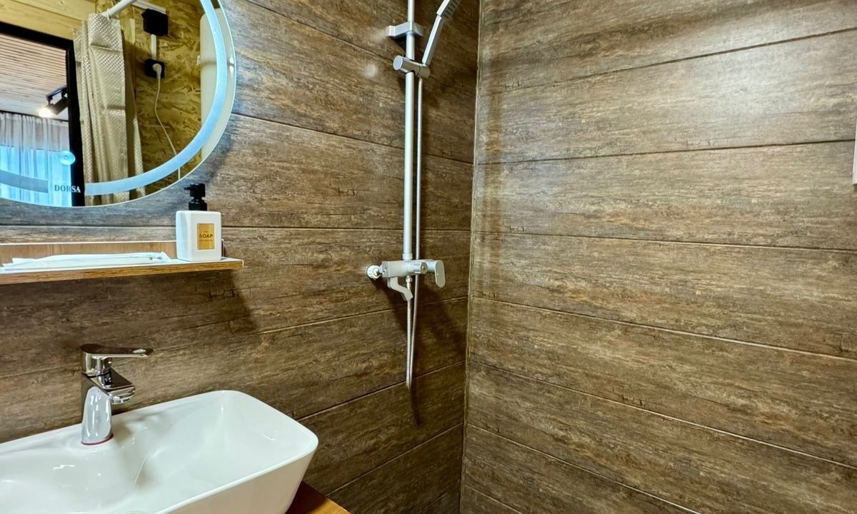 Photo of Bathroom in Juta