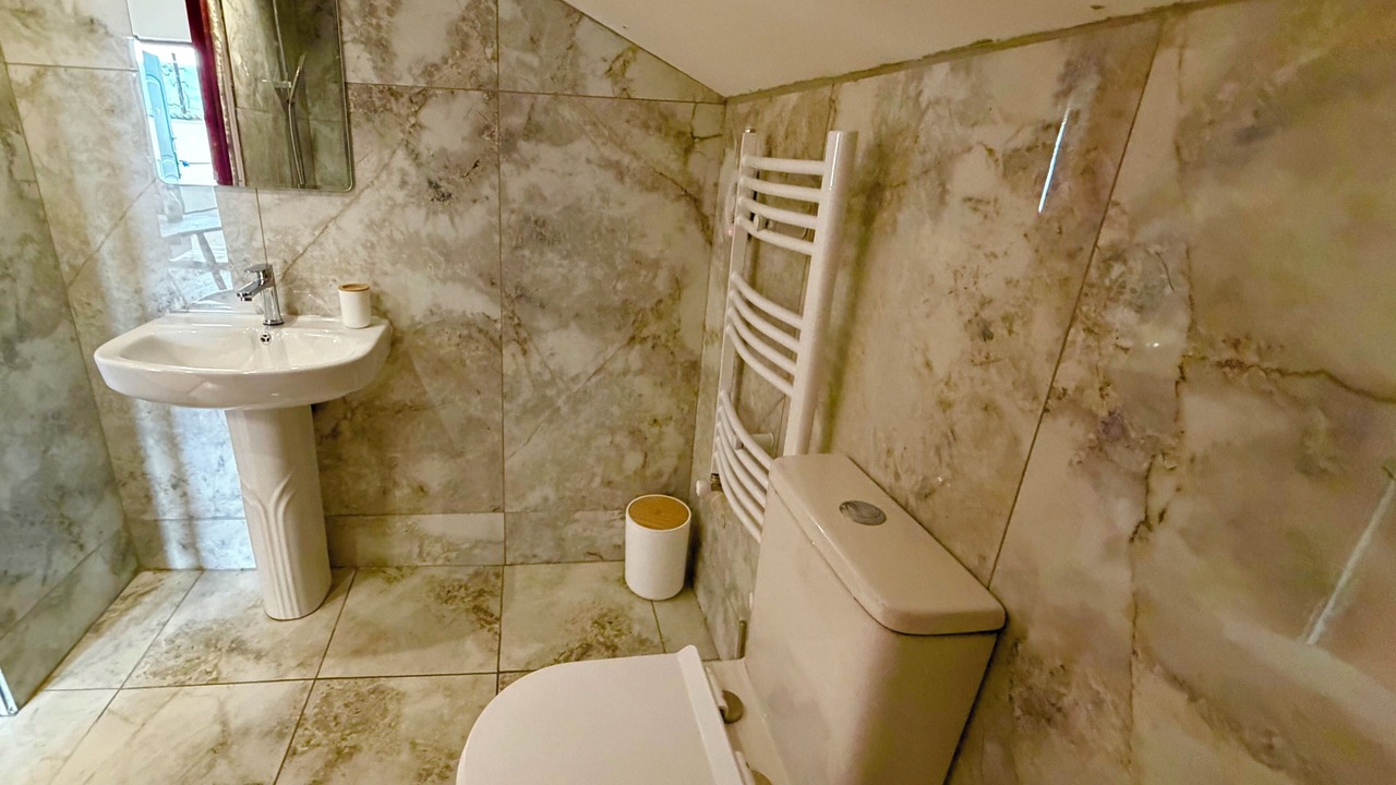 Photo of Bathroom in Avlabari