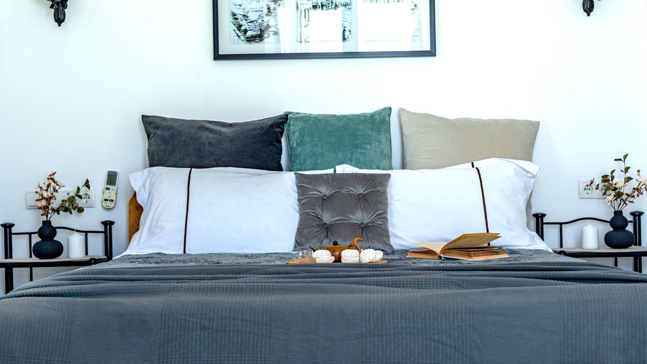 Photo of Bedroom in Old Boulevard