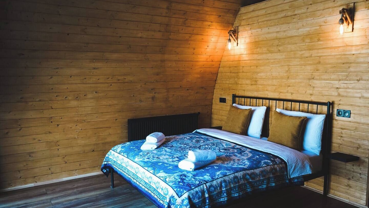 Photo of Bedroom in Stepantsminda