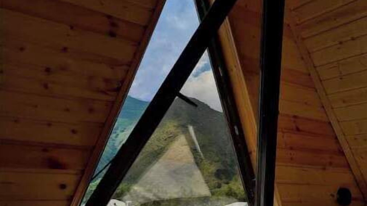 Photo of Bedroom in Stepantsminda
